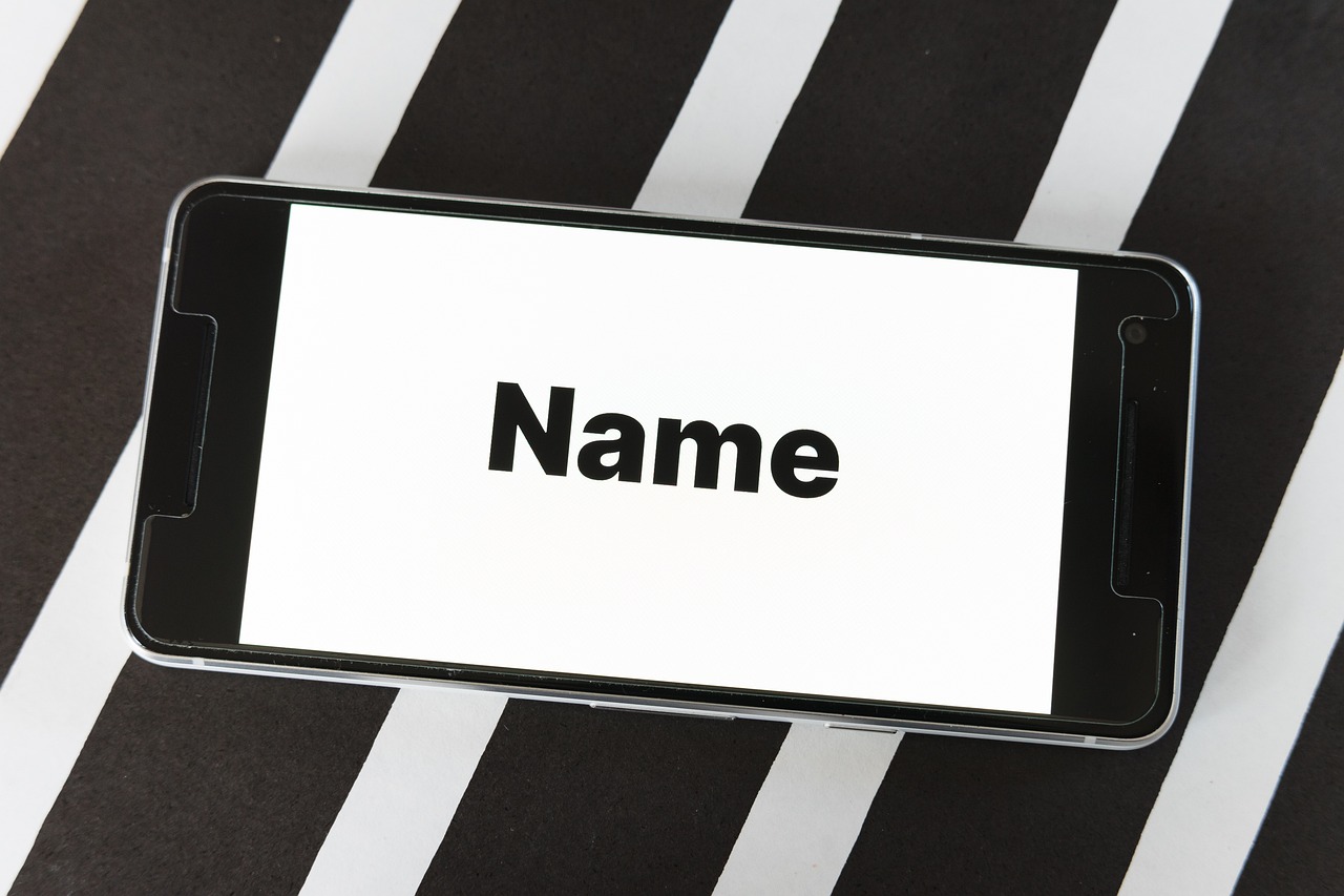 Nome Empresarial vs. Nome Fantasia vs. Marca: Entenda as Diferenças e Impulsione Seu Negócio!